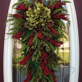 fwthumbChristmas Door Vertical Wreath 2014.jpg